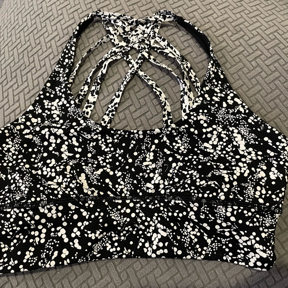 Lululemon Sports Bra Size 8